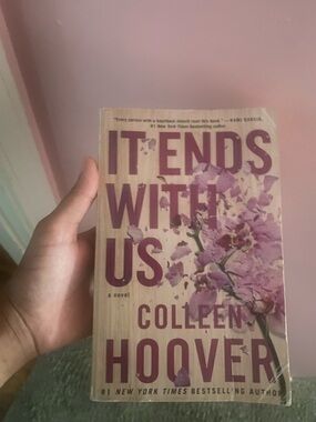 It ends with us book